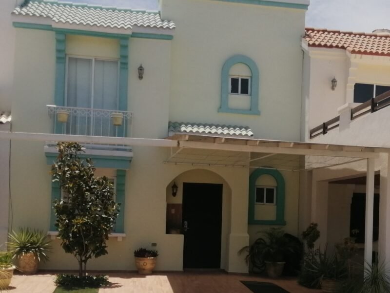 Casa en Valle Real Culiacán