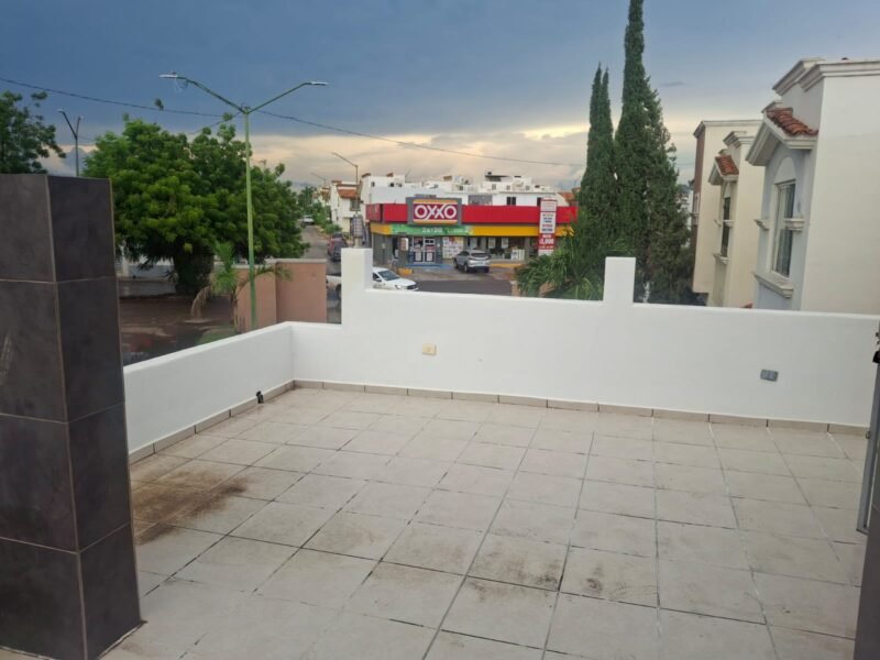 Modernísima Casa en Bonaterra, Culiacán