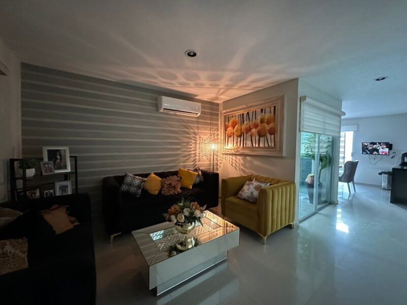 Oportunidad! Casa en Privada Gaudi (sector norte), Culiacán