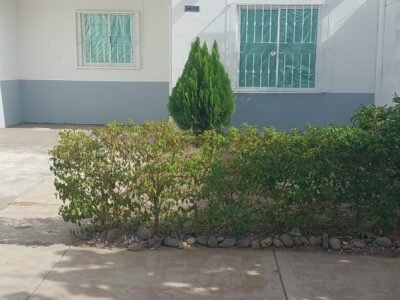 Casa en Fracc. Los Lirios (sector Los Mezcales, Loma de Rodriguera)