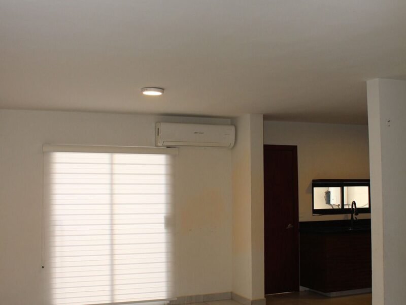 Casa en Privada Amapas (sector La Campiña)