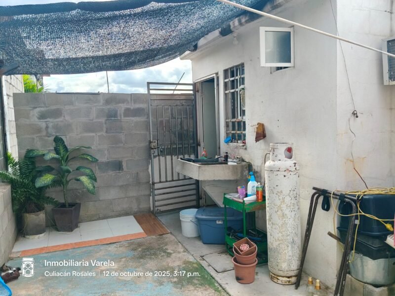 Casa en Alturas del Sur (Sector Mercado de Abastos), Culiacán