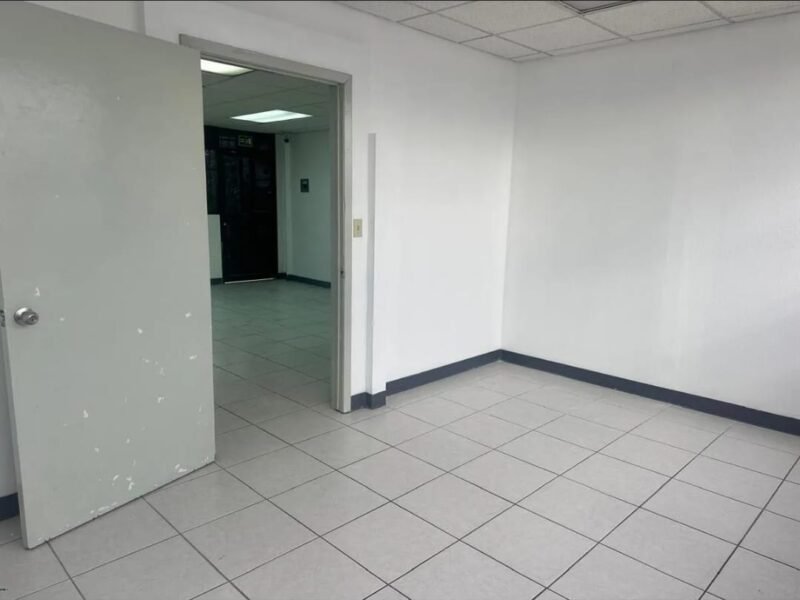 Oficina cerca de la Garita de Otay, Bellas Artes Tijuana, B. C.