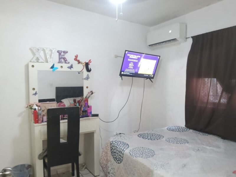 Casa en Fracc. UrbiVilla del Roble (Sector Barrancos), Culiacán