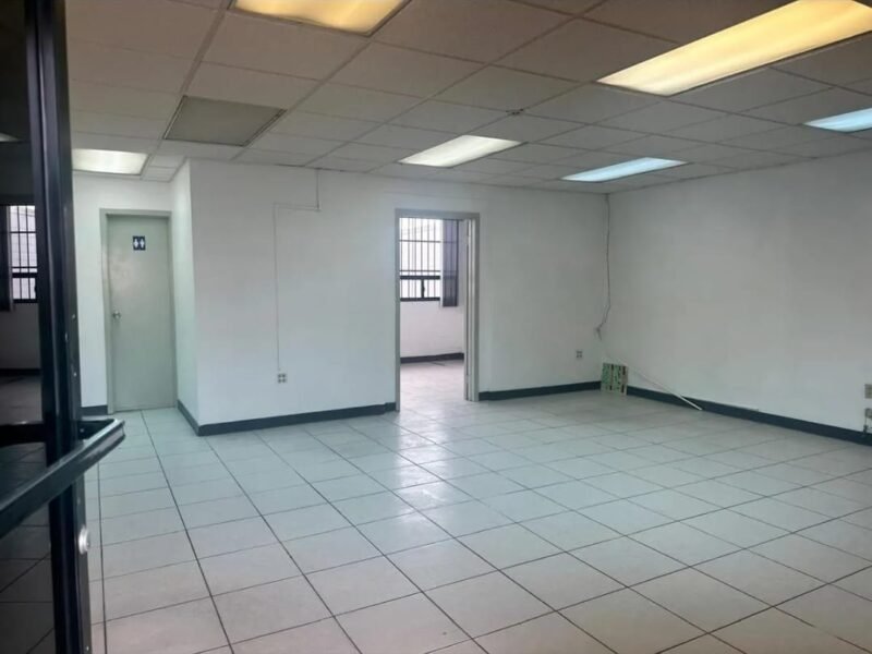 Oficina cerca de la Garita de Otay, Bellas Artes Tijuana, B. C.