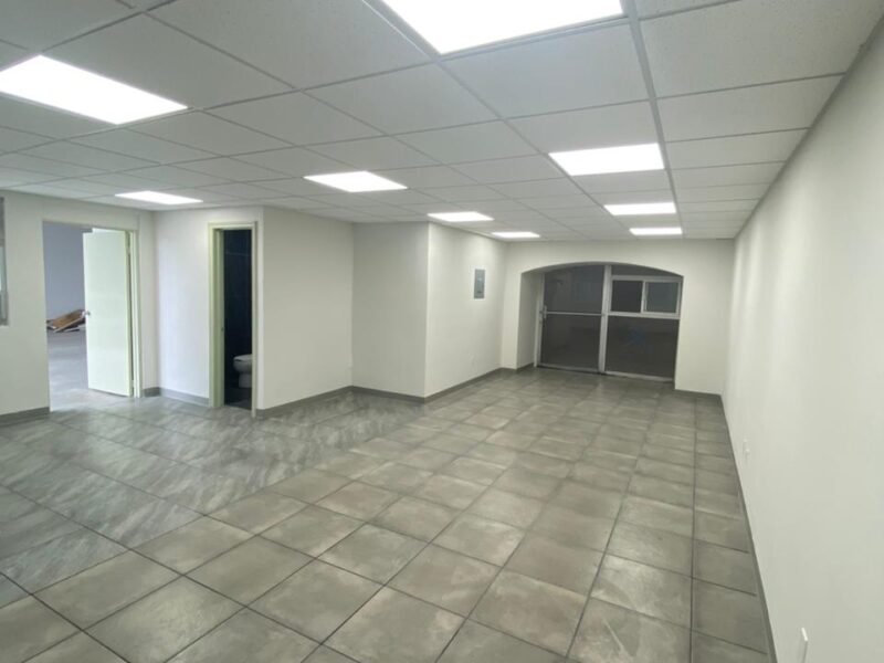 Oficina cerca de la Garita de Otay, Bellas Artes Tijuana, B. C.