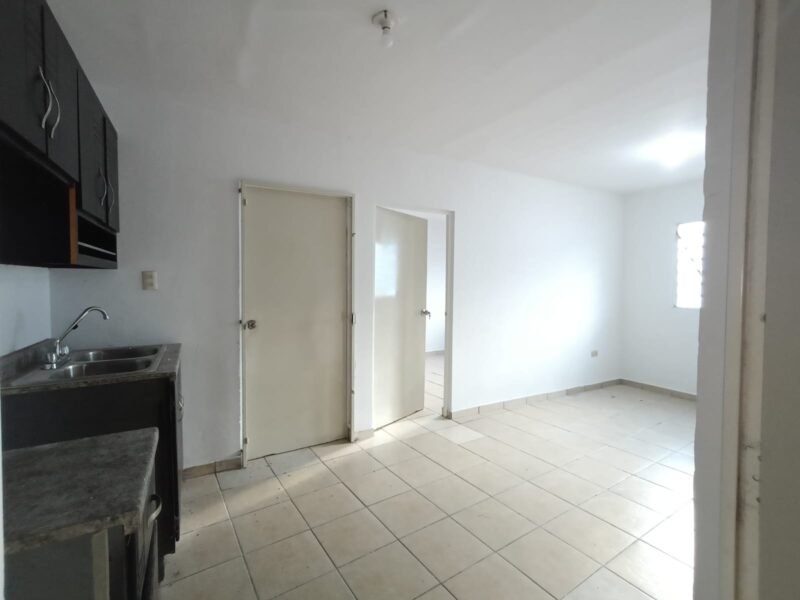 Oportunidad Casa en Col. Lázaro Cárdenas, Culiacán