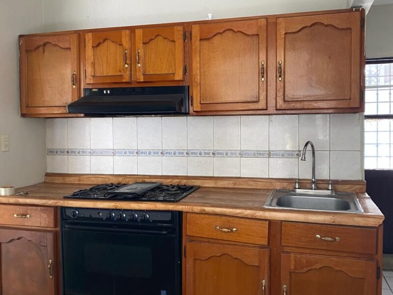 Casa en Fracc. Universidad 94 (Sector Plaza Sendero), Culiacán.