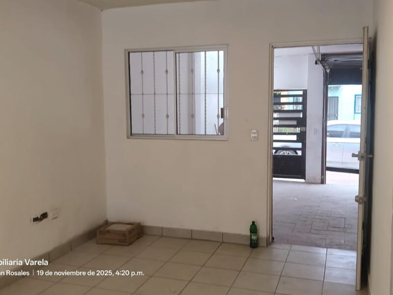 Casa en Venta, Fracc. Los Ángeles (Sector Zona Dorada), Culiacán