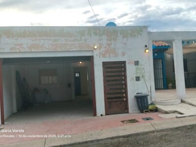 Casa en Venta, Fracc. Los Ángeles (Sector Zona Dorada), Culiacán