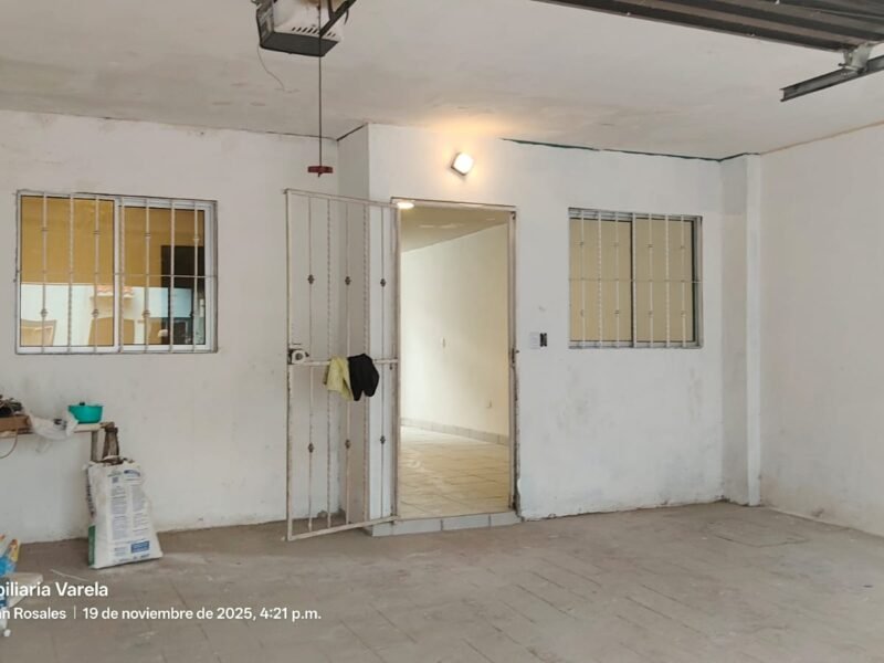 Casa en Venta, Fracc. Los Ángeles (Sector Zona Dorada), Culiacán