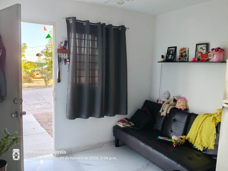 Casa en Venta Fracc. Las Glorias (Sector Zona Dorada), Culiacán