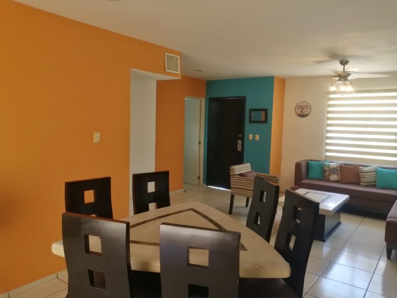 Residencia en Venta, Sector Aeropuerto. Culiacán.